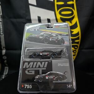 Mini GT 1/64 Nissan Z GT500 #230 NISMO Presentation #755